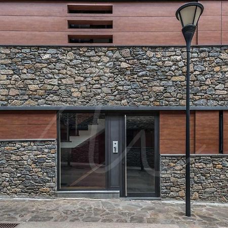 Aneu By Seamount Rentals Valencia D'Aneu Bagian luar foto