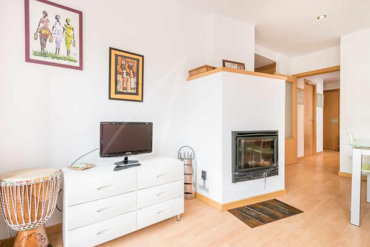 Aneu By Seamount Rentals Valencia D'Aneu Bagian luar foto