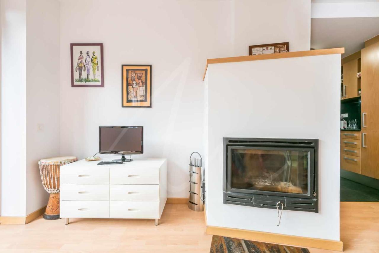 Aneu By Seamount Rentals Valencia D'Aneu Bagian luar foto
