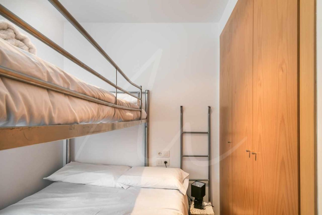 Aneu By Seamount Rentals Valencia D'Aneu Bagian luar foto